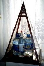 пирамида вода1