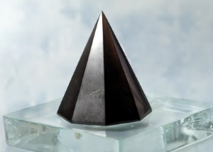 пирамида конус